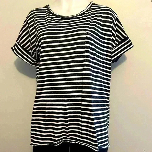 Umgee USA women’s sz M oversized striped black and white top - Picture 1 of 6